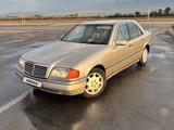 Mercedes-Benz C 180 1994 годаүшін1 500 000 тг. в Алматы – фото 3