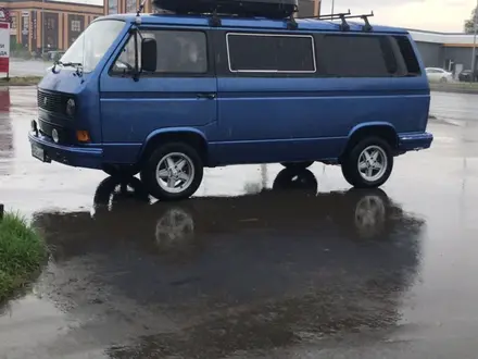 Volkswagen Multivan 1988 года за 3 000 000 тг. в Актобе – фото 24