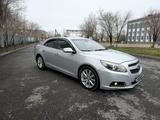 Chevrolet Malibu 2013 года за 5 000 000 тг. в Караганда – фото 2