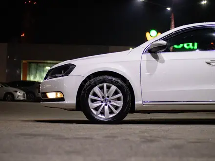 Volkswagen Passat 2014 года за 7 000 000 тг. в Алматы – фото 6