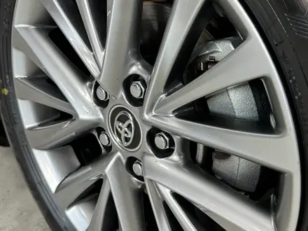 Toyota Camry 2017 года за 12 800 000 тг. в Шымкент – фото 12