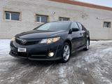 Toyota Camry 2013 годаfor5 500 000 тг. в Актобе – фото 2