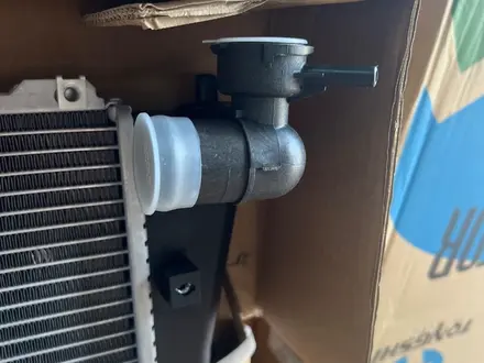 Радиатор охлаждения Соната YF Optima TF за 45 000 тг. в Актобе – фото 2