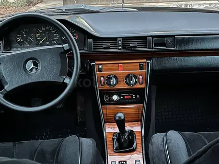 Mercedes-Benz E 230 1990 года за 2 000 000 тг. в Шымкент – фото 10