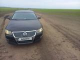 Volkswagen Passat 2005 года за 4 000 000 тг. в Петропавловск