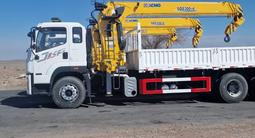 FAW  новый бортовой грузовик с краном манипулятором манипулятор faw китай 2025 года в Алматы