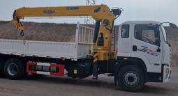 FAW  новый бортовой грузовик с краном манипулятором манипулятор faw китай 2025 года в Алматы – фото 4