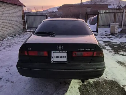 Toyota Camry Gracia 1997 года за 3 490 000 тг. в Усть-Каменогорск – фото 5