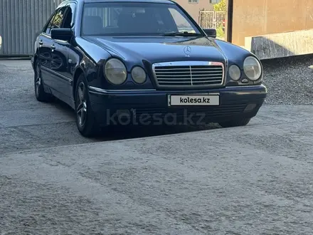 Mercedes-Benz E 320 1998 года за 3 400 000 тг. в Кызылорда – фото 5