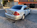 Mercedes-Benz C 200 2000 года за 2 700 000 тг. в Алматы – фото 5