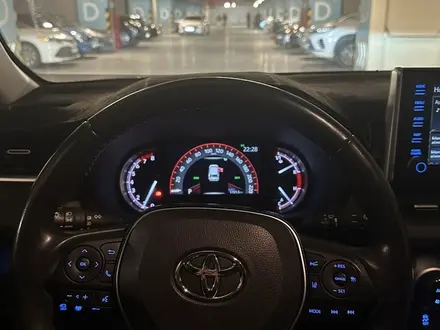 Toyota RAV4 2021 года за 21 000 000 тг. в Алматы – фото 11