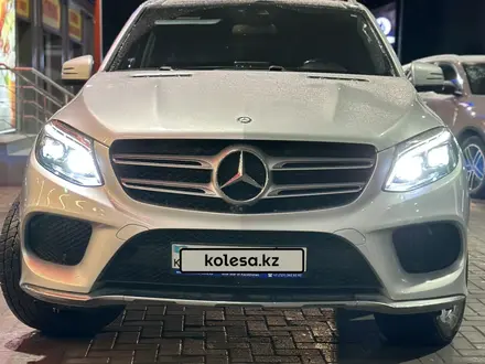 Mercedes-Benz GLE 400 2016 года за 23 500 000 тг. в Алматы – фото 4