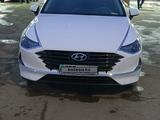 Hyundai Sonata 2023 года за 12 200 000 тг. в Атырау – фото 2