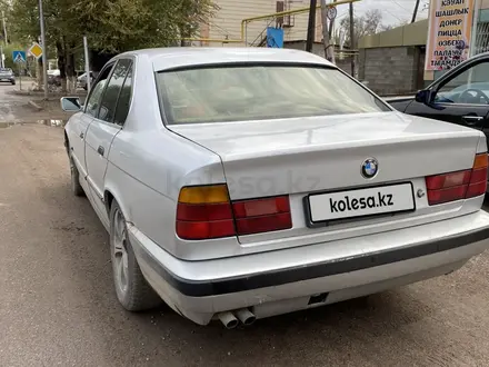 BMW 525 1992 года за 1 500 000 тг. в Шу – фото 4