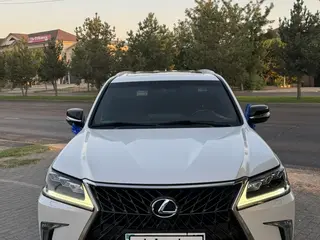 Lexus LX 570