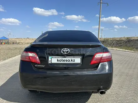 Toyota Camry 2007 года за 5 300 000 тг. в Атырау – фото 5