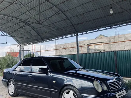 Mercedes-Benz E 320 1998 года за 3 500 000 тг. в Алматы – фото 9