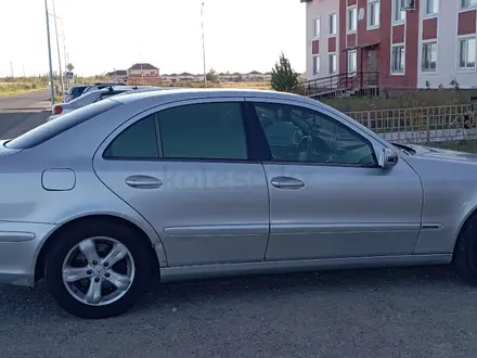 Mercedes-Benz E 320 2002 года за 4 400 000 тг. в Астана – фото 2