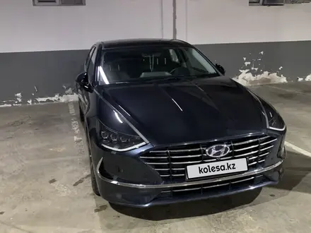 Hyundai Sonata 2021 года за 13 800 000 тг. в Астана – фото 3