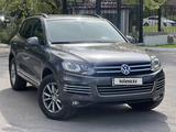 Volkswagen Touareg 2011 года за 9 200 000 тг. в Караганда – фото 4