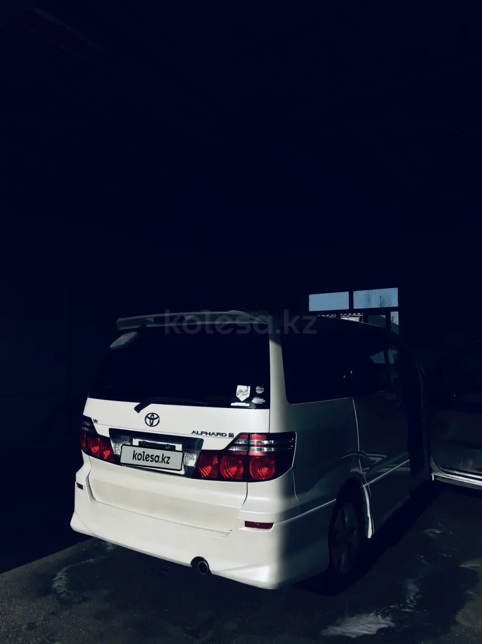 Toyota Alphard, 2007