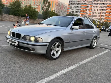 BMW 528 1997 года за 3 200 000 тг. в Алматы – фото 9