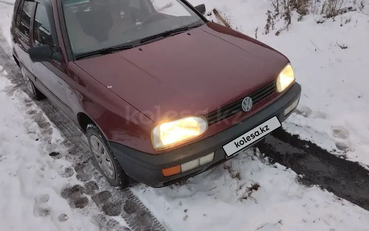 Volkswagen Golf 1994 годаfor1 350 000 тг. в Щучинск