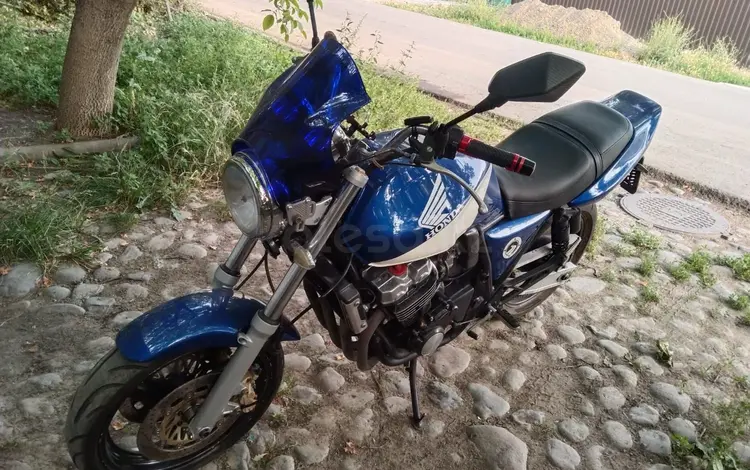 Honda  CB 400F 1997 года за 1 250 000 тг. в Алматы