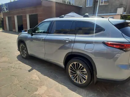 Toyota Highlander 2020 года за 28 500 000 тг. в Алматы – фото 13