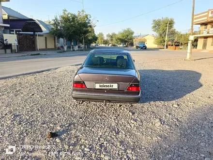 Mercedes-Benz E 230 1992 года за 1 750 000 тг. в Казыгурт – фото 3