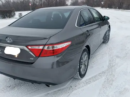 Toyota Camry 2015 года за 9 600 000 тг. в Уральск – фото 3