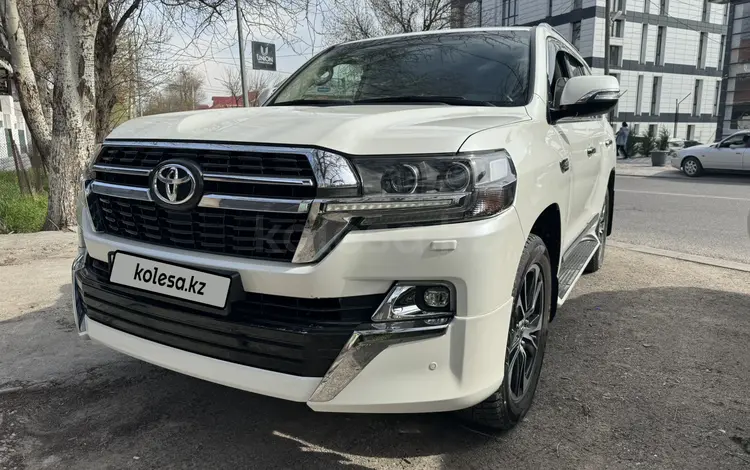 Toyota Land Cruiser 2021 года за 45 000 000 тг. в Шымкент