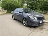 Kia Rio 2013 года за 2 200 000 тг. в Уральск – фото 2