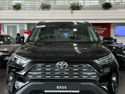 Toyota RAV4 Luxe 2024 года за 22 240 000 тг. в Алматы – фото 2