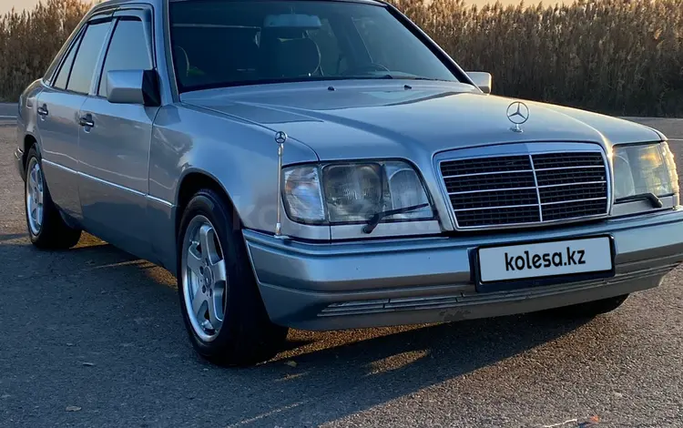 Mercedes-Benz E 280 1994 года за 4 000 000 тг. в Есик