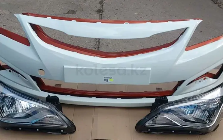 Бампер передний Хендай Солярис Hyundai Solaris 2014 — БЕЛЫЙ за 30 000 тг. в Алматы