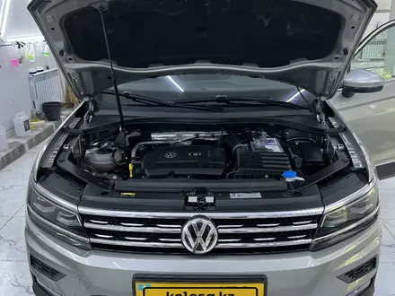 Volkswagen Tiguan 2018 года за 12 000 000 тг. в Алматы – фото 11