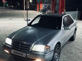 Mercedes-Benz C 200 1994 годаүшін2 100 000 тг. в Жезказган – фото 2