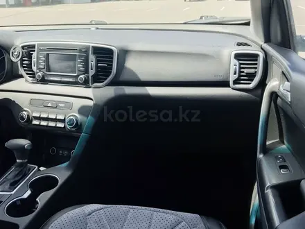 Kia Sportage 2018 года за 8 800 000 тг. в Алматы – фото 8