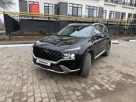 Hyundai Santa Fe 2023 года за 17 500 000 тг. в Уральск