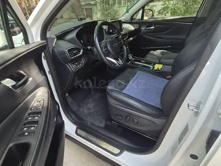 Hyundai Santa Fe 2020 года за 14 300 000 тг. в Алматы – фото 6