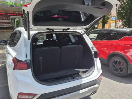 Hyundai Santa Fe 2020 года за 14 300 000 тг. в Алматы – фото 7