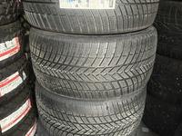 Bridgestone Blizzak LM005 255/40/21-265/40/21 за 920 000 тг. в Алматы