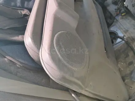 Kia Spectra запчасти по кузову за 1 000 тг. в Актобе – фото 19