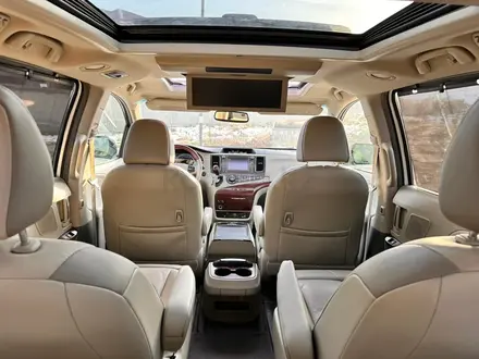 Toyota Sienna 2014 года за 11 000 000 тг. в Уральск – фото 7