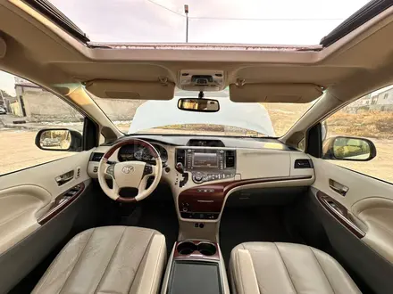 Toyota Sienna 2014 года за 11 000 000 тг. в Уральск – фото 10