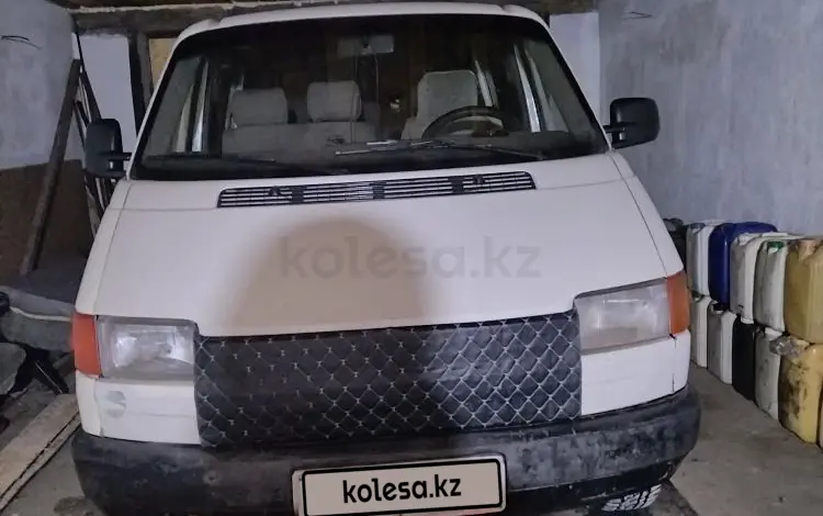 Volkswagen Transporter 1995 годаүшін3 500 000 тг. в Державинск