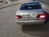 Mercedes-Benz E 320 1998 годаfor3 000 000 тг. в Астана – фото 3