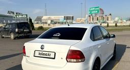 Volkswagen Polo 2014 года за 5 200 000 тг. в Алматы – фото 2