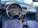 Mercedes-Benz C 180 1995 года за 700 000 тг. в Караганда – фото 5